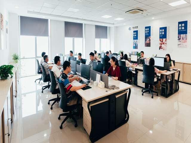 鄂州旧楼房粘钢加固工程